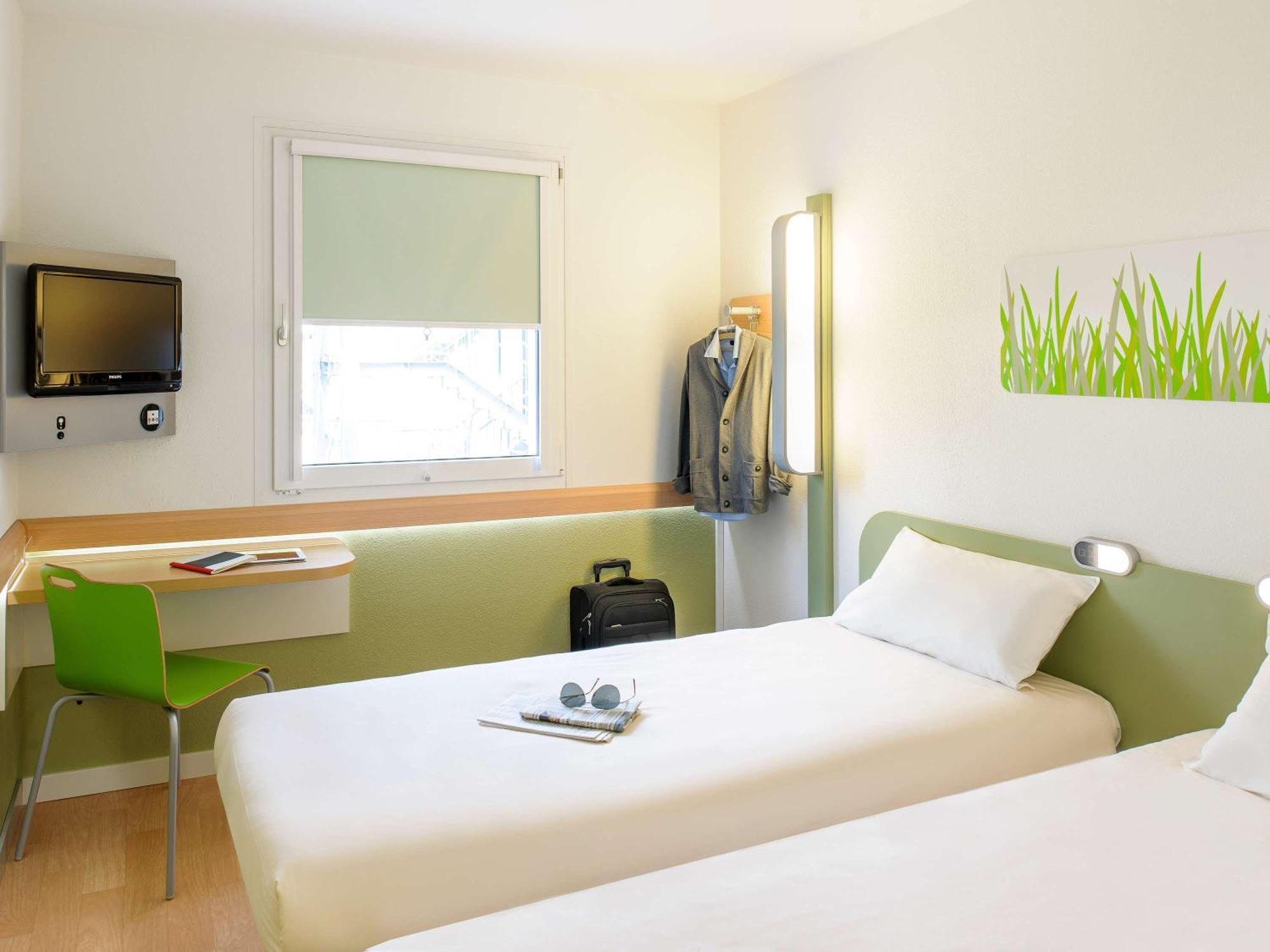 Ibis Budget Alicante Pension Sin Comedor מראה חיצוני תמונה