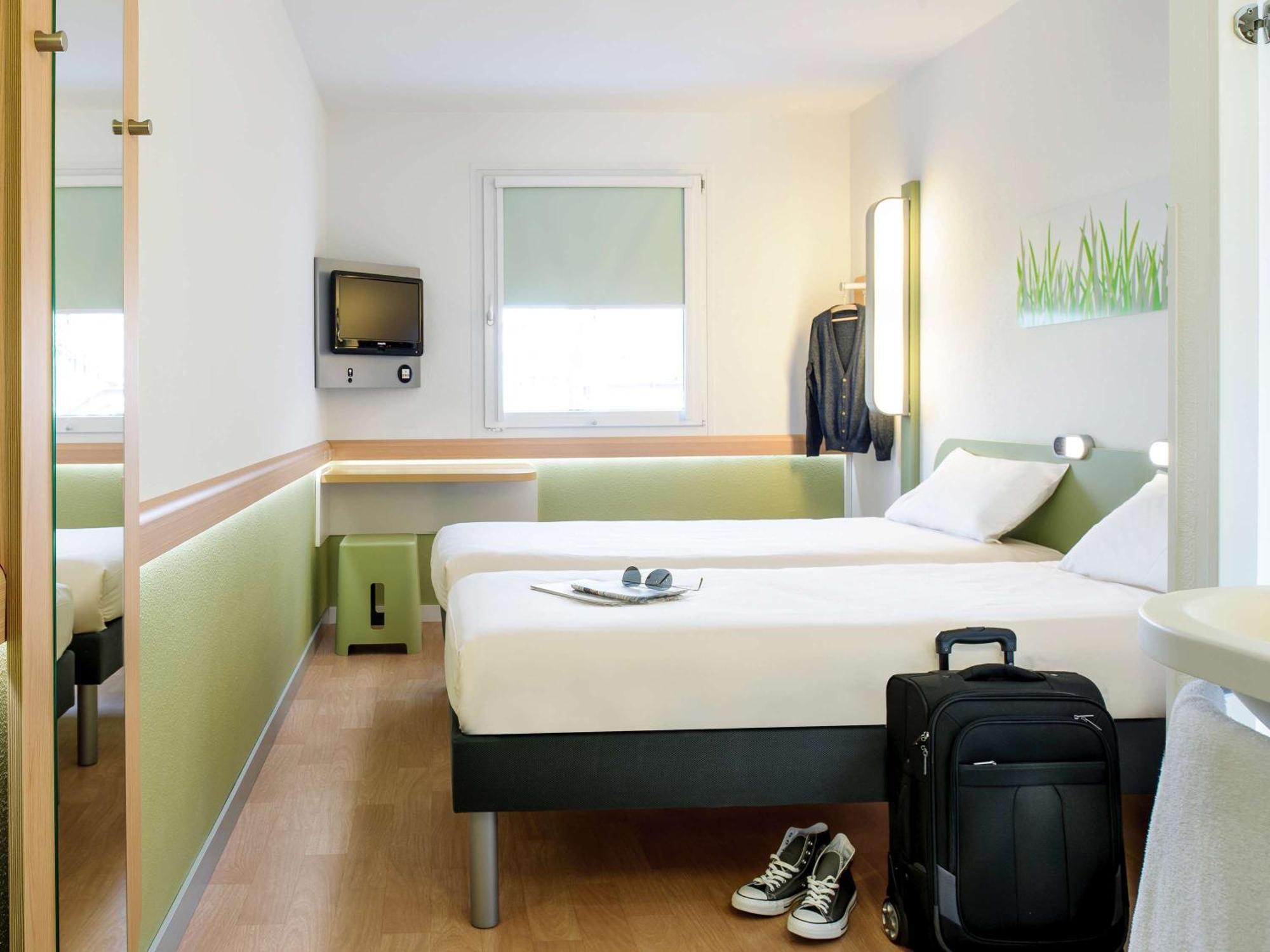 Ibis Budget Alicante Pension Sin Comedor מראה חיצוני תמונה