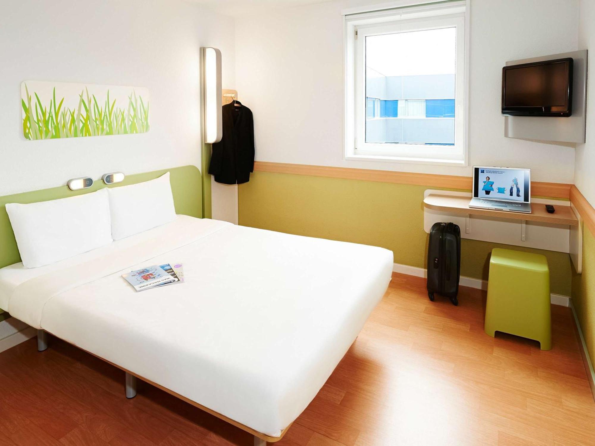 Ibis Budget Alicante Pension Sin Comedor מראה חיצוני תמונה